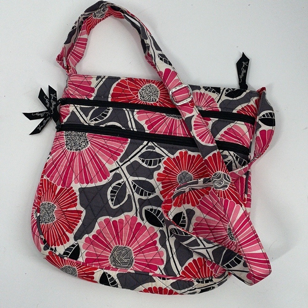 EUC Vera Bradley Bag- Triple Zip Hipster /Crossbody Bag